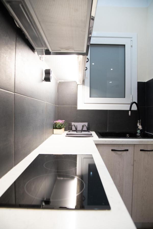 Modern Apartment Downtown 雅典 外观 照片
