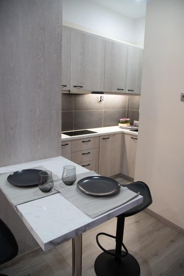 Modern Apartment Downtown 雅典 外观 照片